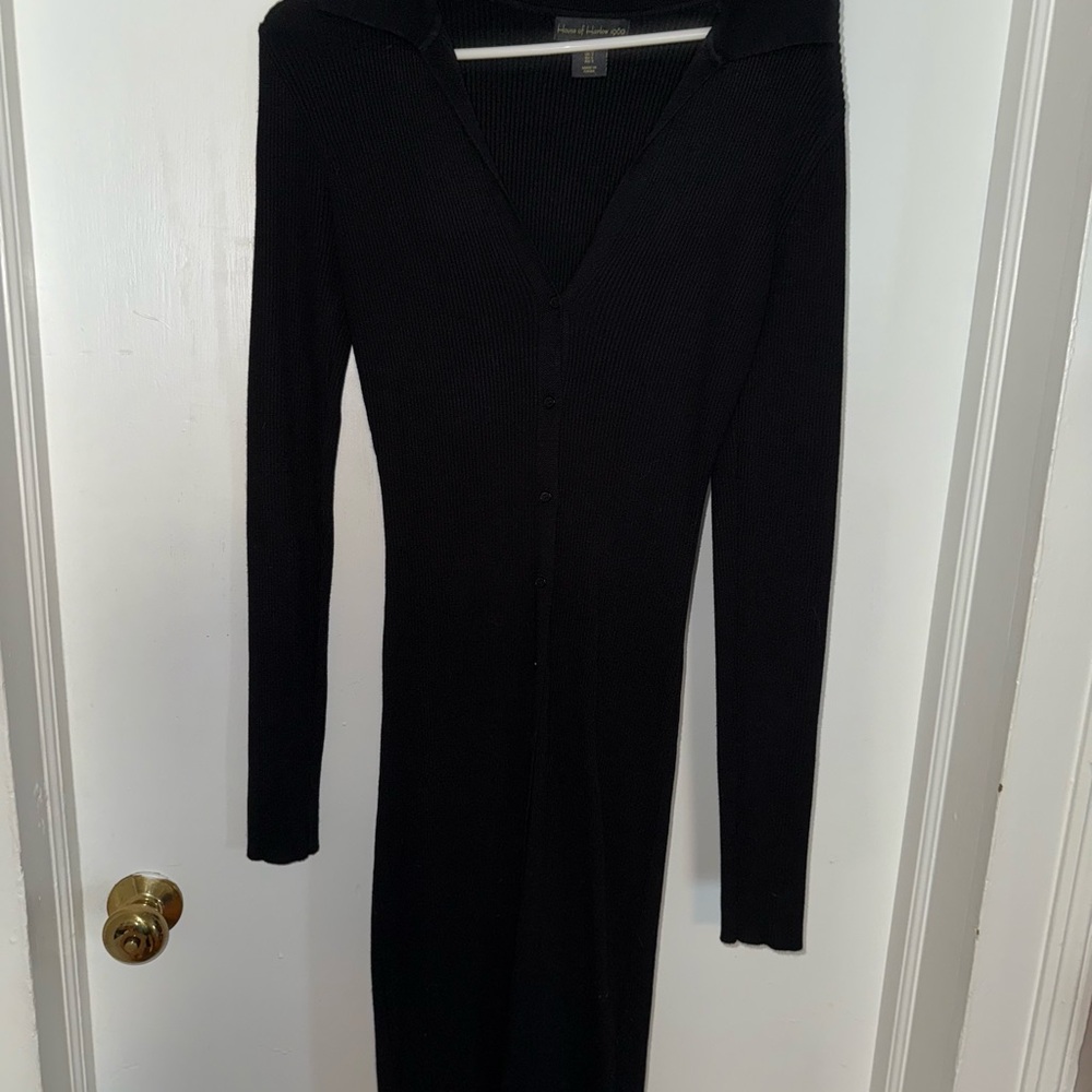 Elegant Black Ribbed Dress